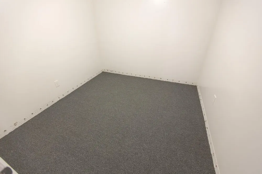 31 Vine Street Hillsdale, MI 49242