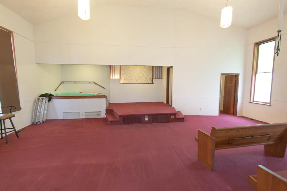 31 Vine Street Hillsdale, MI 49242