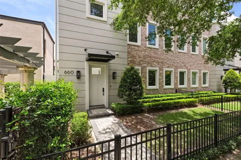 660 W MORSE BOULEVARD