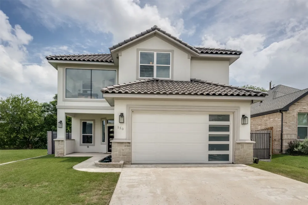 110 Cedar Lane Roanoke, TX 76262