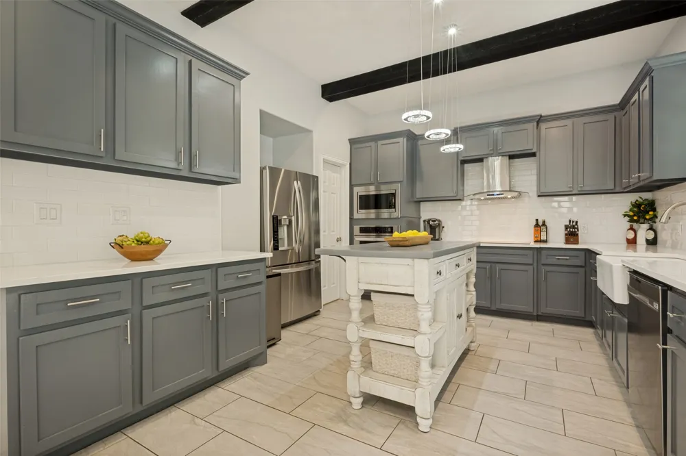 110 Cedar Lane Roanoke, TX 76262