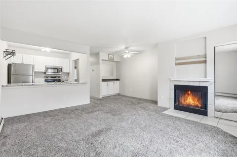 532 Oakwood Drive #D105