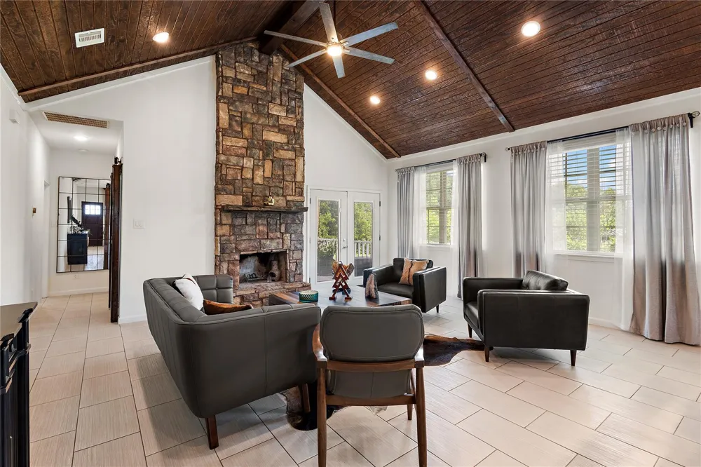 625 Pittman Road Richmond, TX 77469