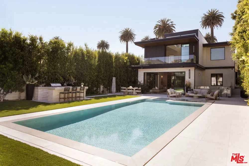 528 Marguerita Avenue Santa Monica, CA 90402