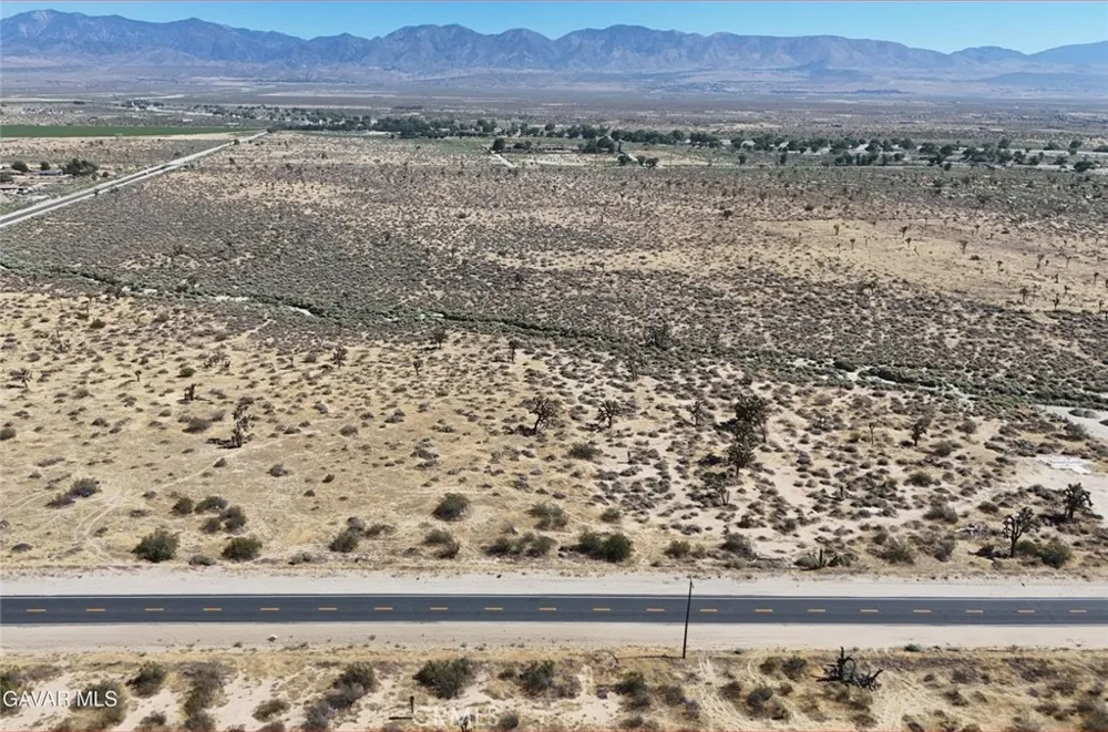 E Ave Q Palmdale, CA 93591