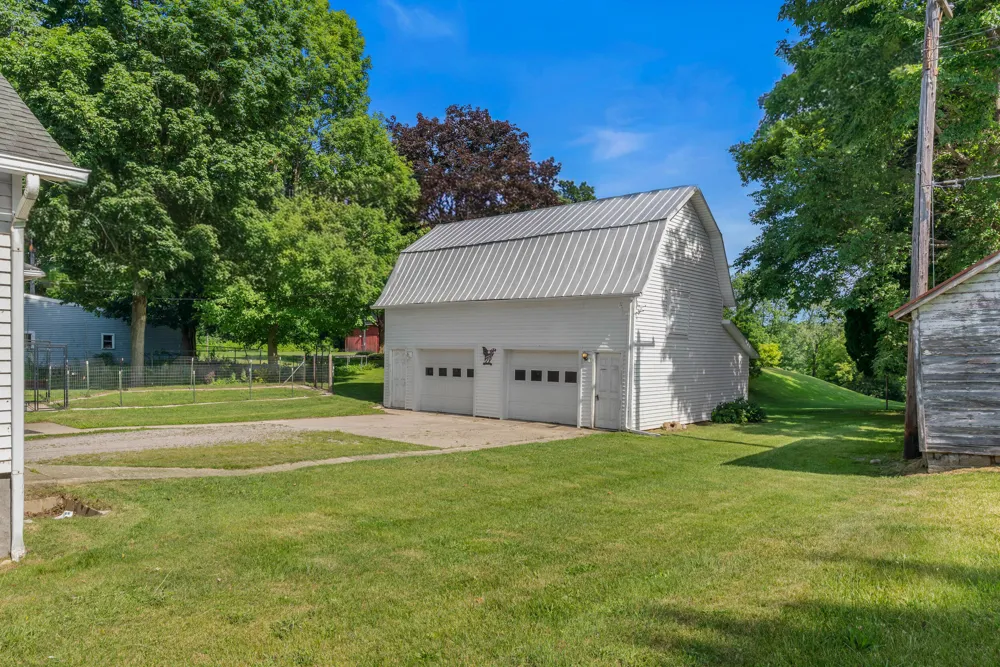 5388 Beecher Road Osseo, MI 49266