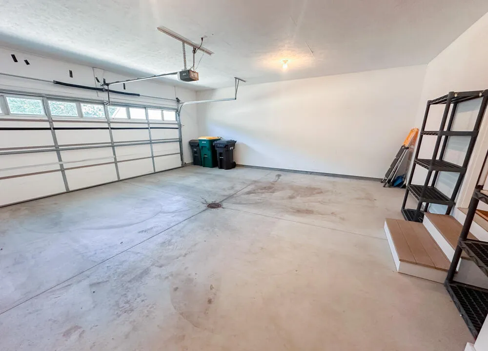 1130 Coral Springs Drive Portage City, MI 49002