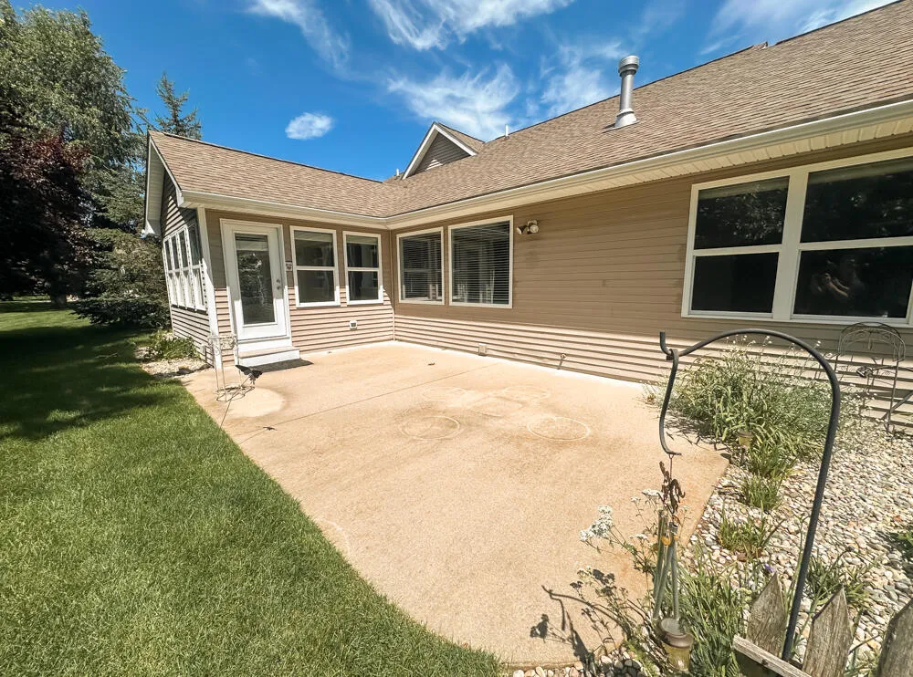 1130 Coral Springs Drive Portage City, MI 49002