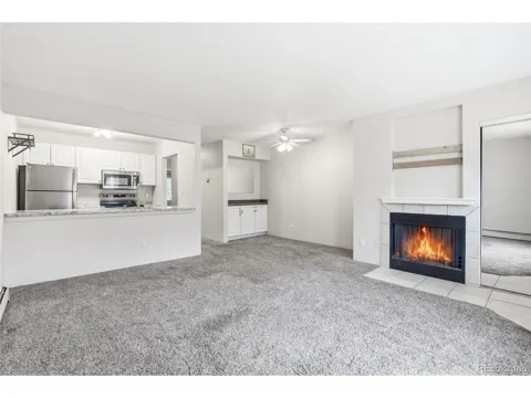 532 Oakwood Drive #D105
