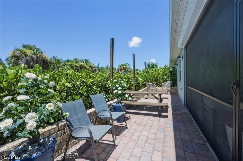 Enbrook Loop Naples, FL 34114