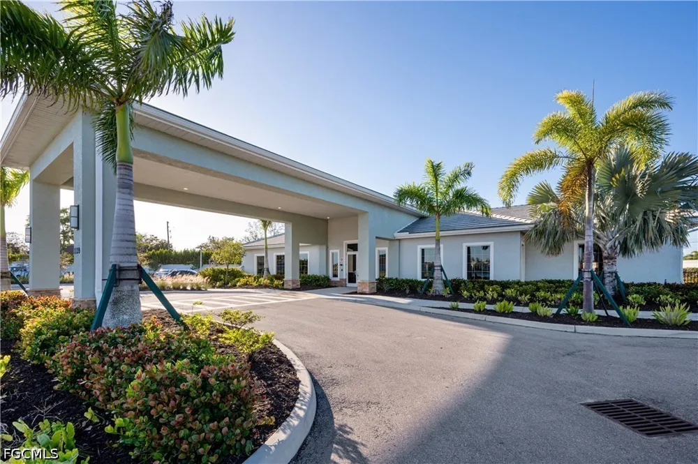 Enbrook Loop Naples, FL 34114