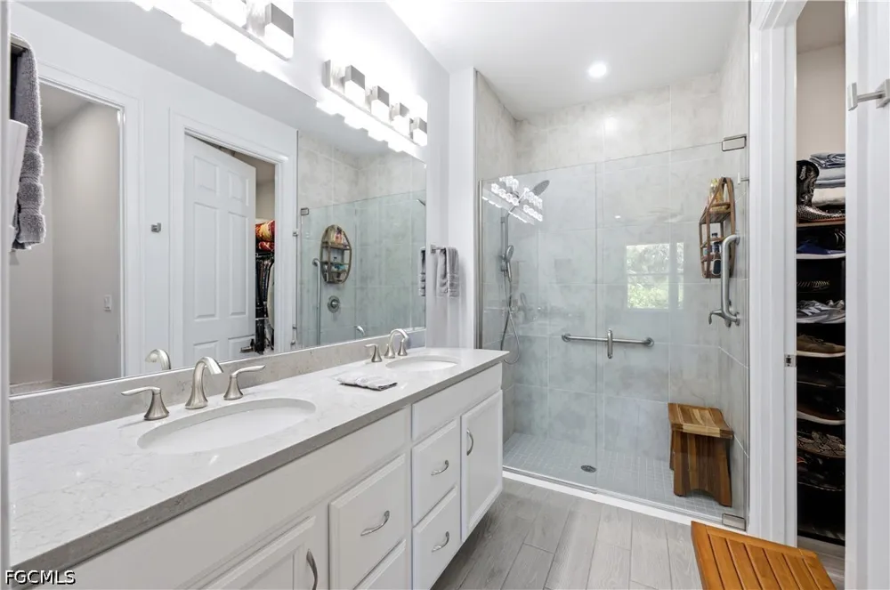 Enbrook Loop Naples, FL 34114