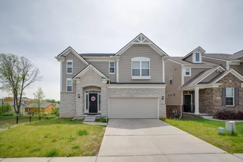 2825 Dillon Drive