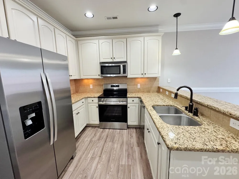 1005 Stuarts Landing Drive Cramerton, NC 28032