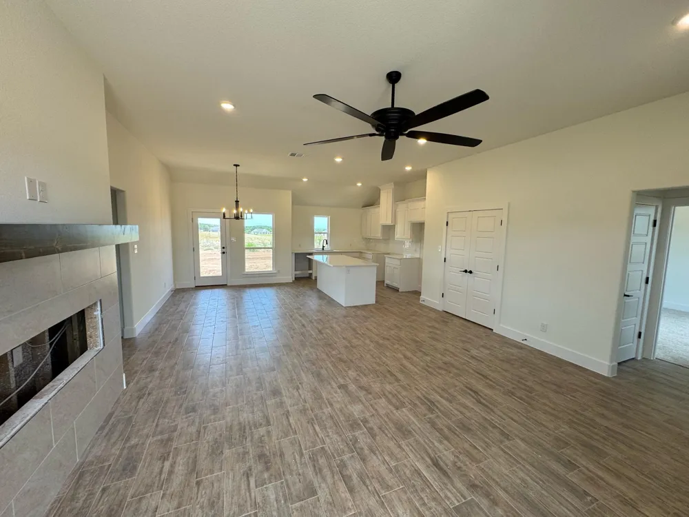 1097 Colt Road Springtown, TX 76082