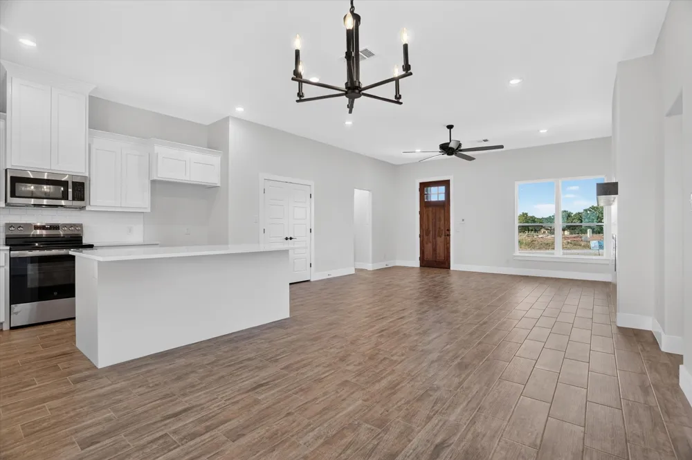 1097 Colt Road Springtown, TX 76082