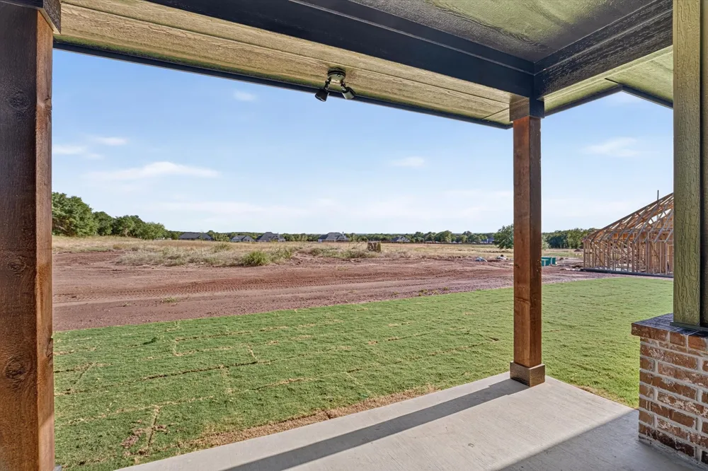 1097 Colt Road Springtown, TX 76082