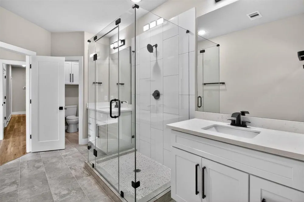 4217 Mallow Street #B Houston, TX 77051