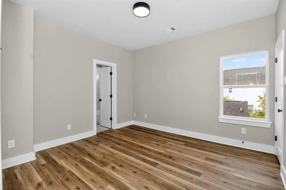 4217 Mallow Street #B Houston, TX 77051