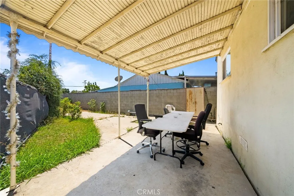 24412 Broad Wilmington, CA 90744