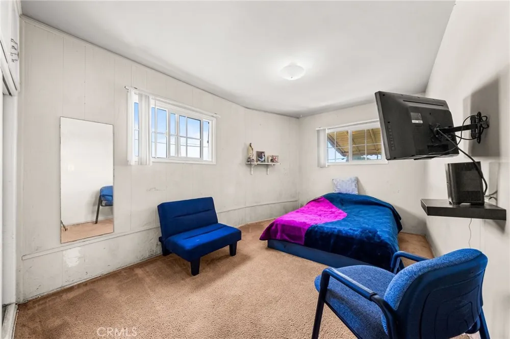 24412 Broad Wilmington, CA 90744