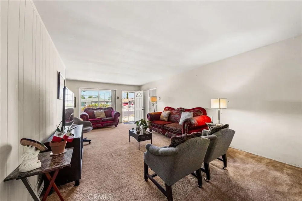 24412 Broad Wilmington, CA 90744