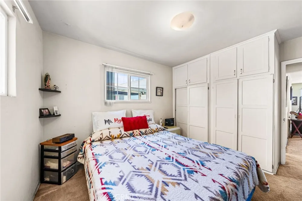 24412 Broad Wilmington, CA 90744
