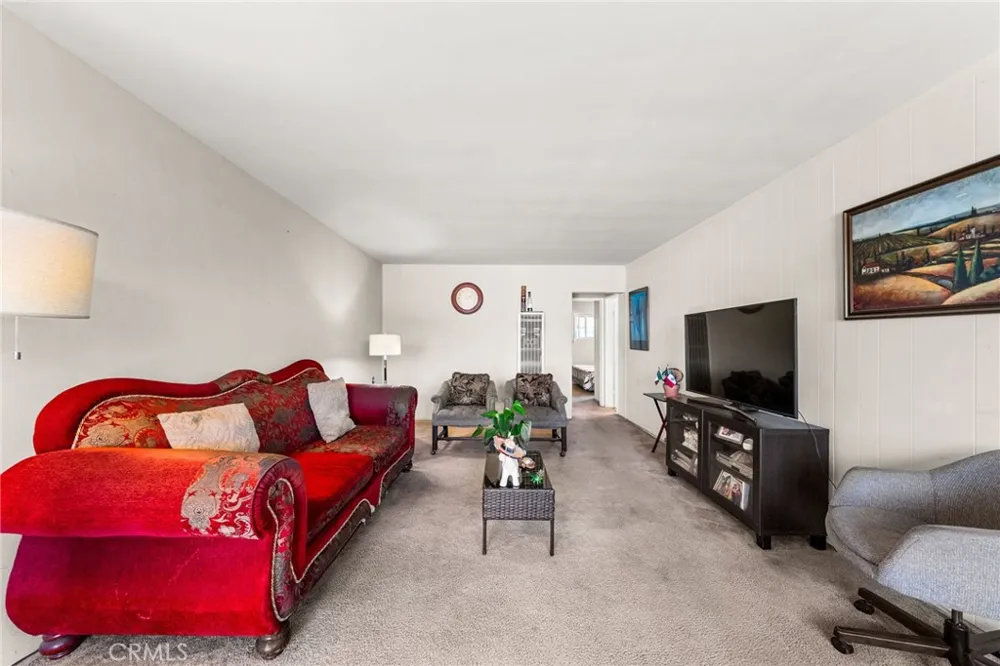 24412 Broad Wilmington, CA 90744