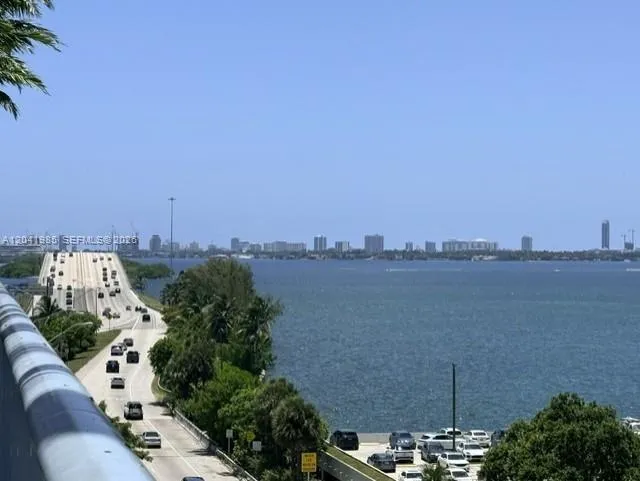 601 NE 36th St #803 Miami, FL 33137