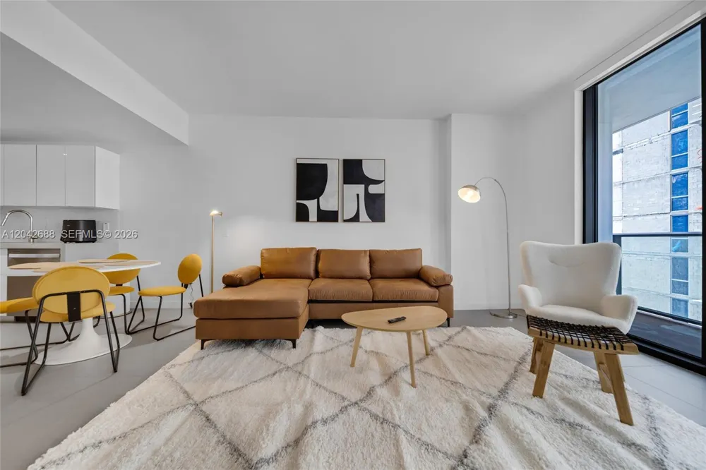 1600 NE 1st Ave #2318 Miami, FL 33132