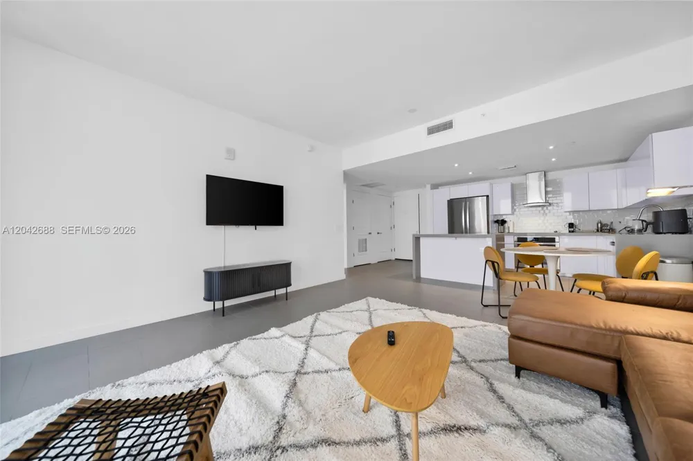 1600 NE 1st Ave #2318 Miami, FL 33132