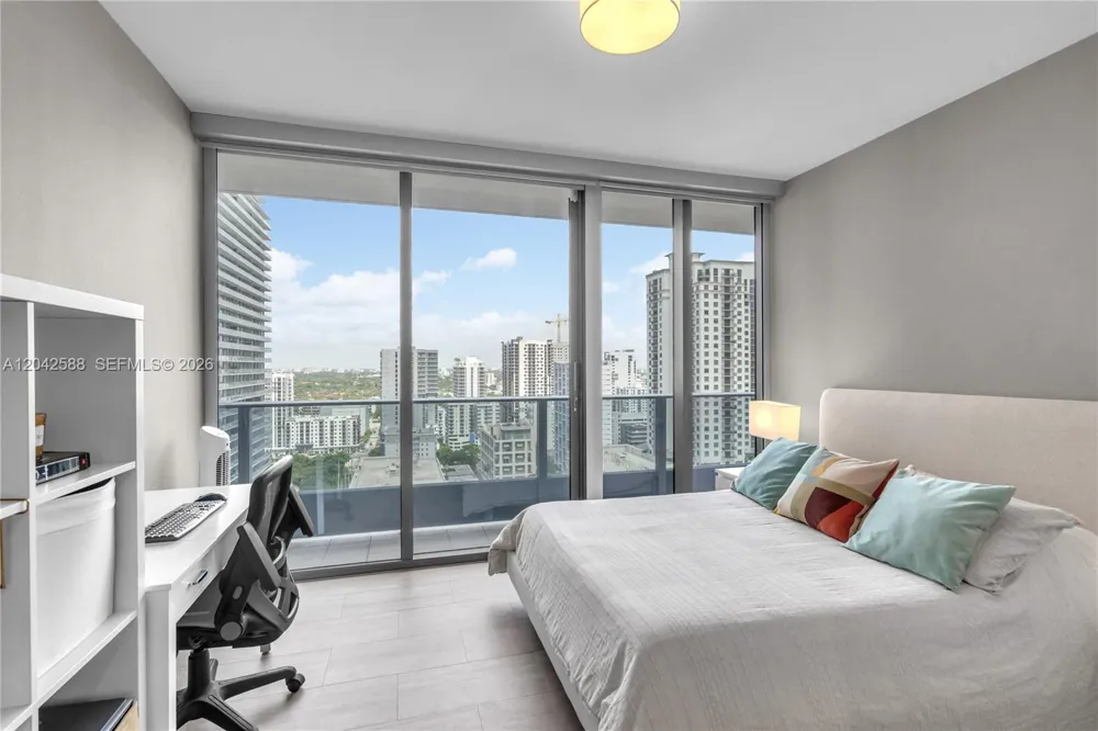 1000 Brickell Plz #2402 Miami, FL 33131