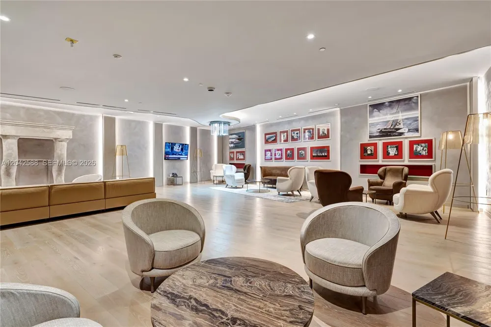 1000 Brickell Plz #2402 Miami, FL 33131