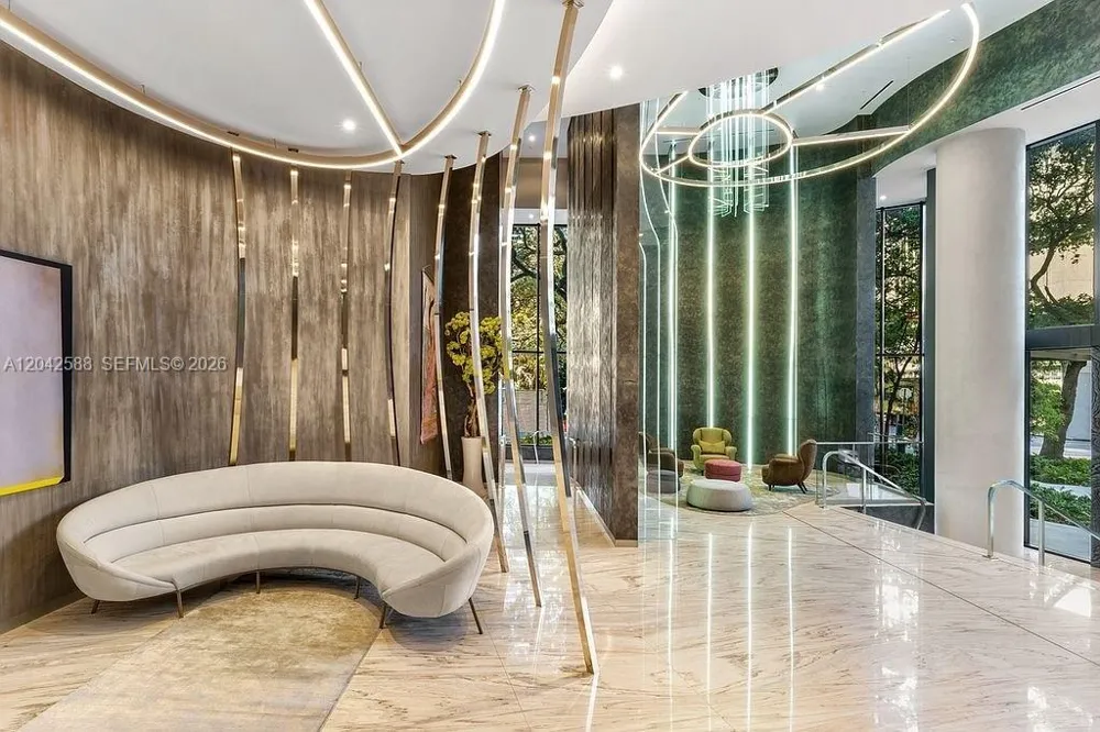 1000 Brickell Plz #2402 Miami, FL 33131
