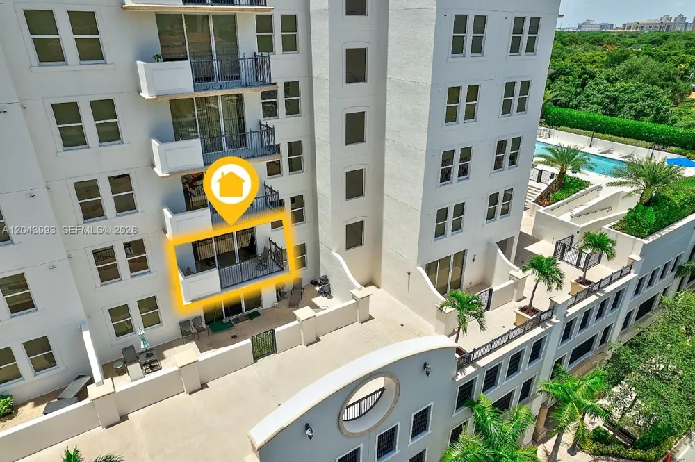4100 Salzedo St #502 Coral Gables, FL 33146
