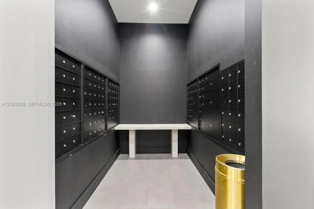 4100 Salzedo St #502 Coral Gables, FL 33146