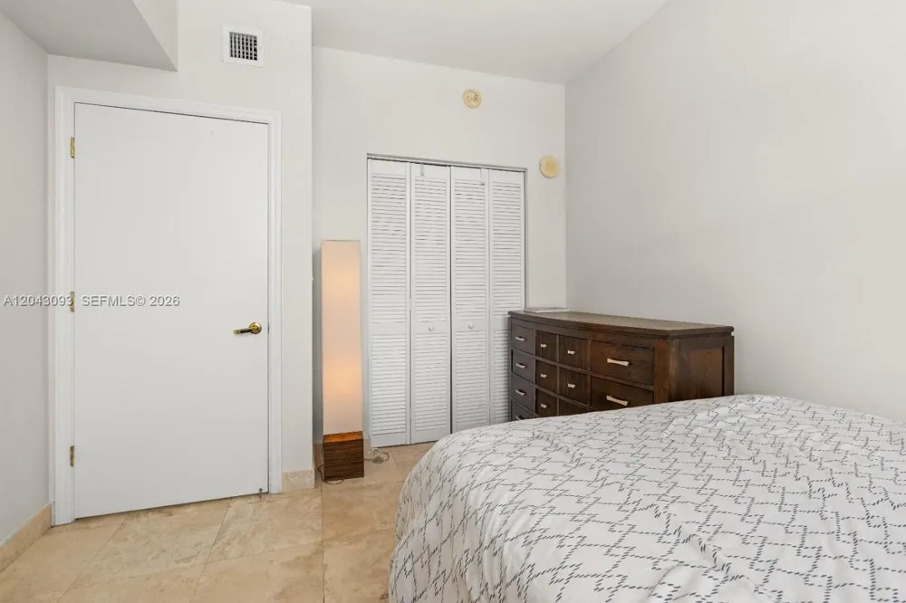 4100 Salzedo St #502 Coral Gables, FL 33146