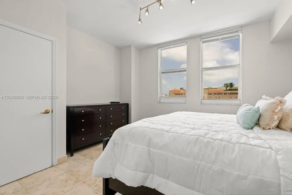 4100 Salzedo St #502 Coral Gables, FL 33146