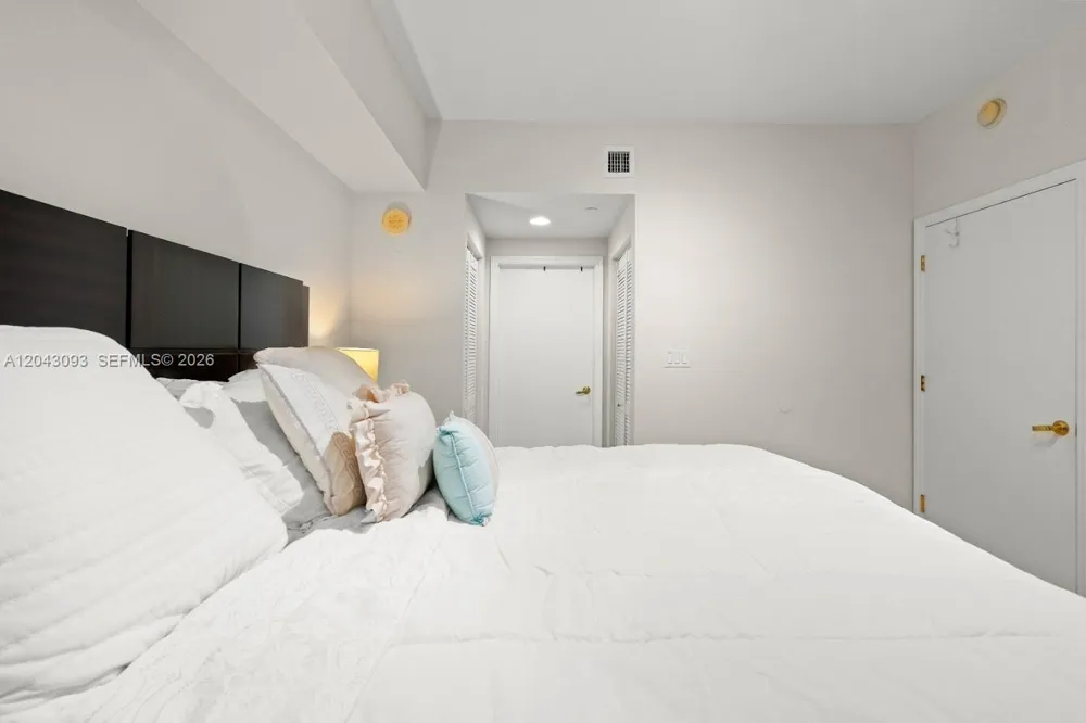 4100 Salzedo St #502 Coral Gables, FL 33146