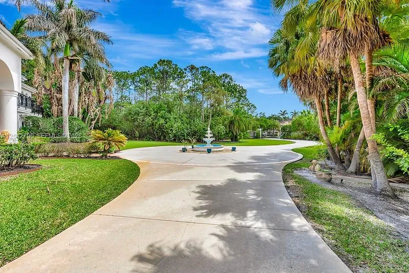 2584 SE Ranch Acres Cir Jupiter, FL 33478