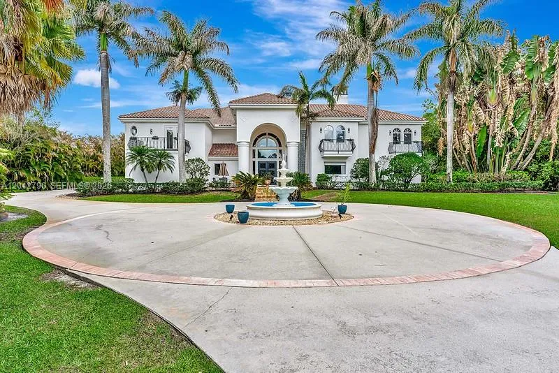 2584 SE Ranch Acres Cir Jupiter, FL 33478