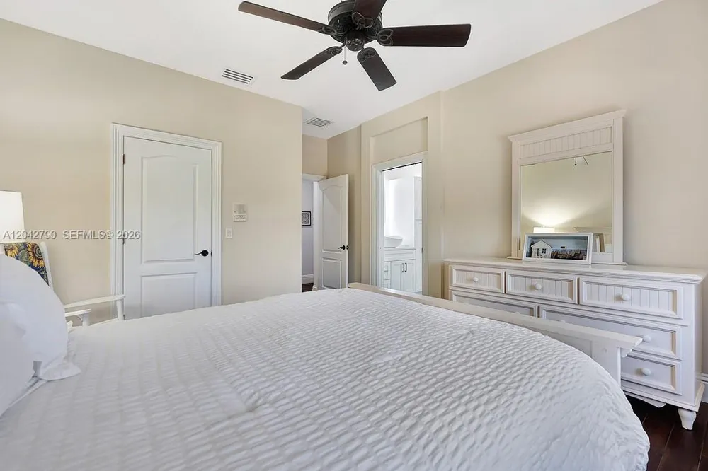 2584 SE Ranch Acres Cir Jupiter, FL 33478