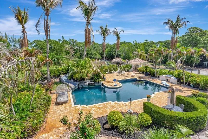 2584 SE Ranch Acres Cir Jupiter, FL 33478