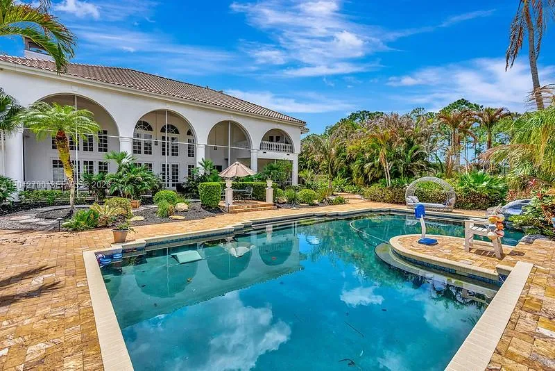 2584 SE Ranch Acres Cir Jupiter, FL 33478