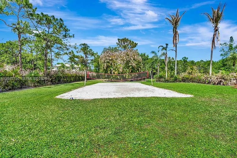 2584 SE Ranch Acres Cir Jupiter, FL 33478