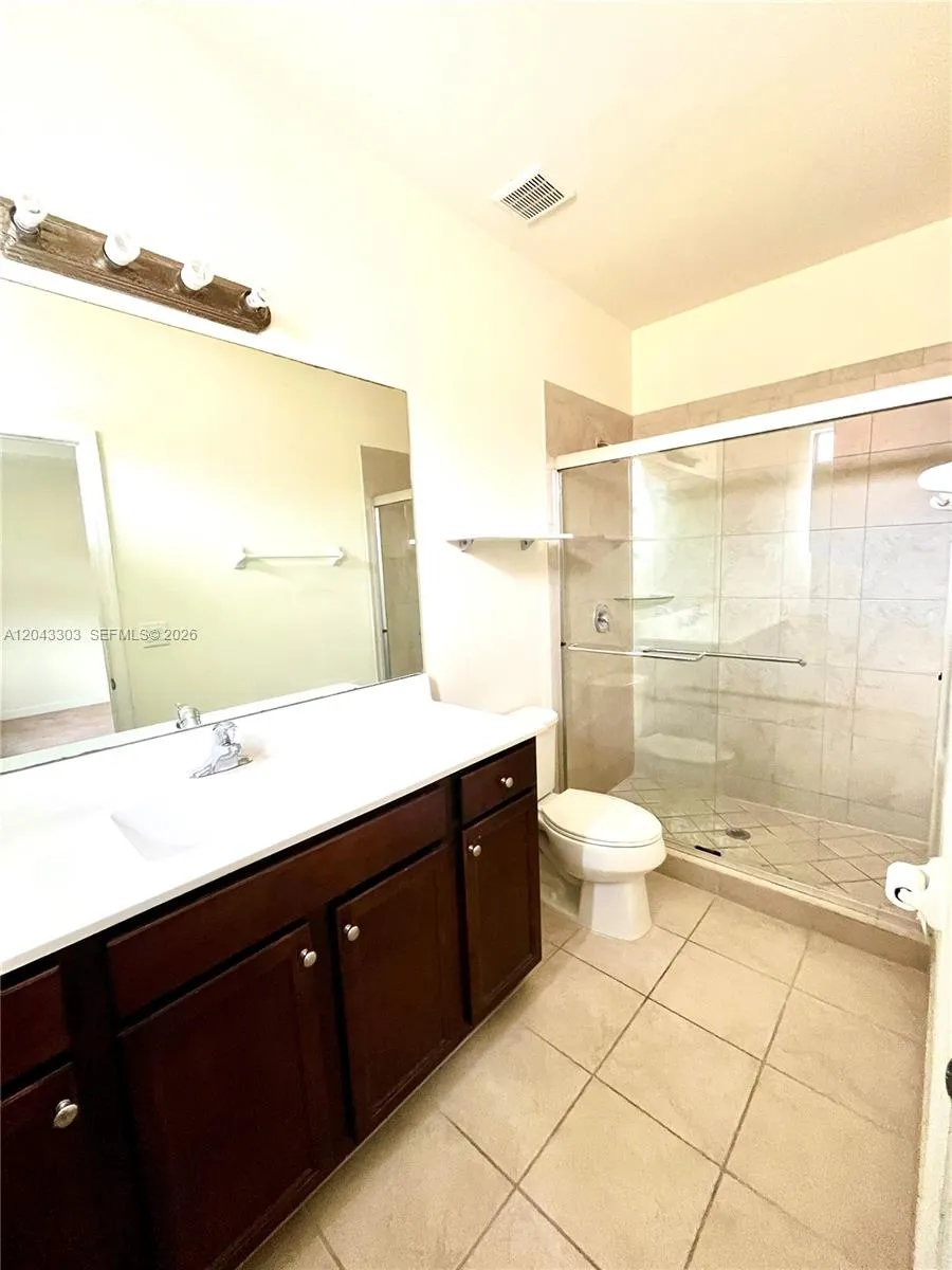 9271 W 33rd Ln #9271 Hialeah, FL 33018