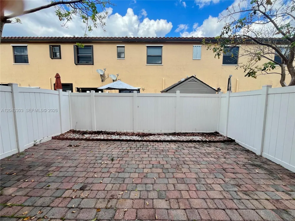 9271 W 33rd Ln #9271 Hialeah, FL 33018