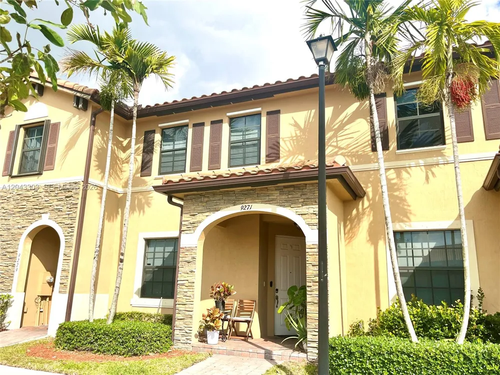 9271 W 33rd Ln #9271 Hialeah, FL 33018