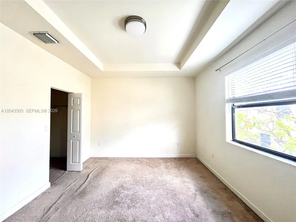 9271 W 33rd Ln #9271 Hialeah, FL 33018