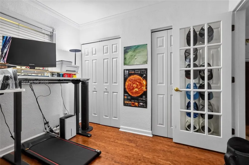 6705 Kendall Dr #312 Pinecrest, FL 33156